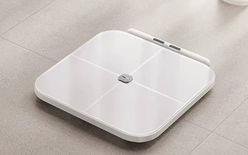 بررسی ترازو هوشمند شیائومی Xiaomi Eight Electrode Body Fat Scale